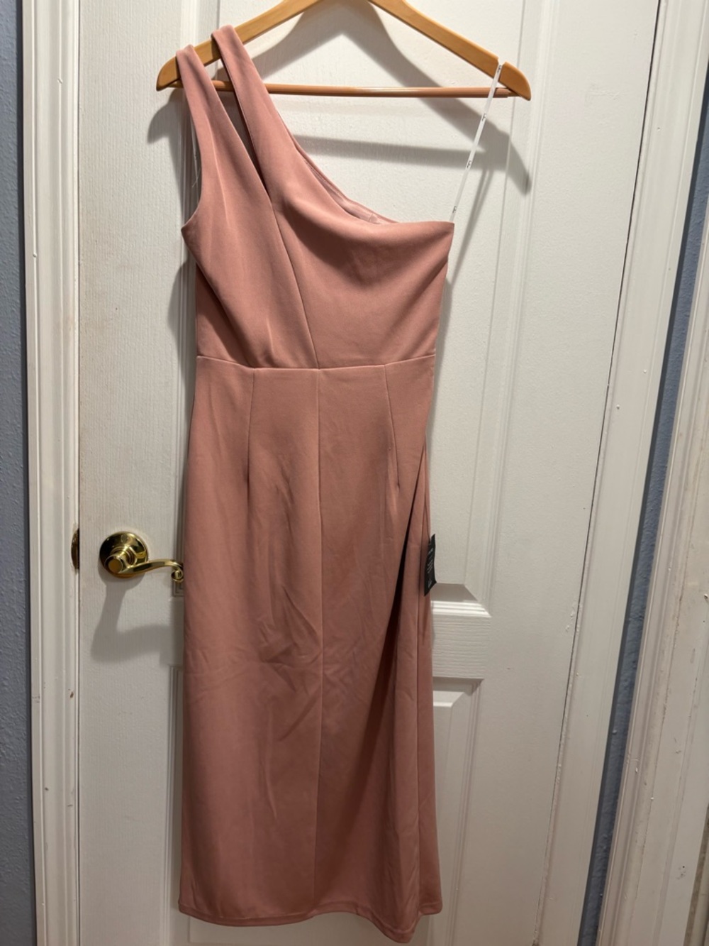 NEW Lulu's Cocktail Club Blush Pink One-Shoulder Midi Dress Front Slit size S - Picture 5 of 16